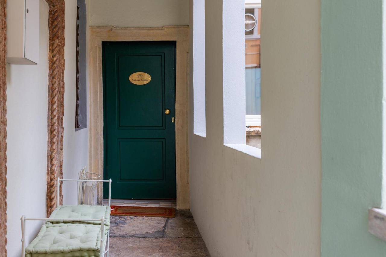 Residenza Bonifacio - Adults Only Hotel Верона Екстериор снимка