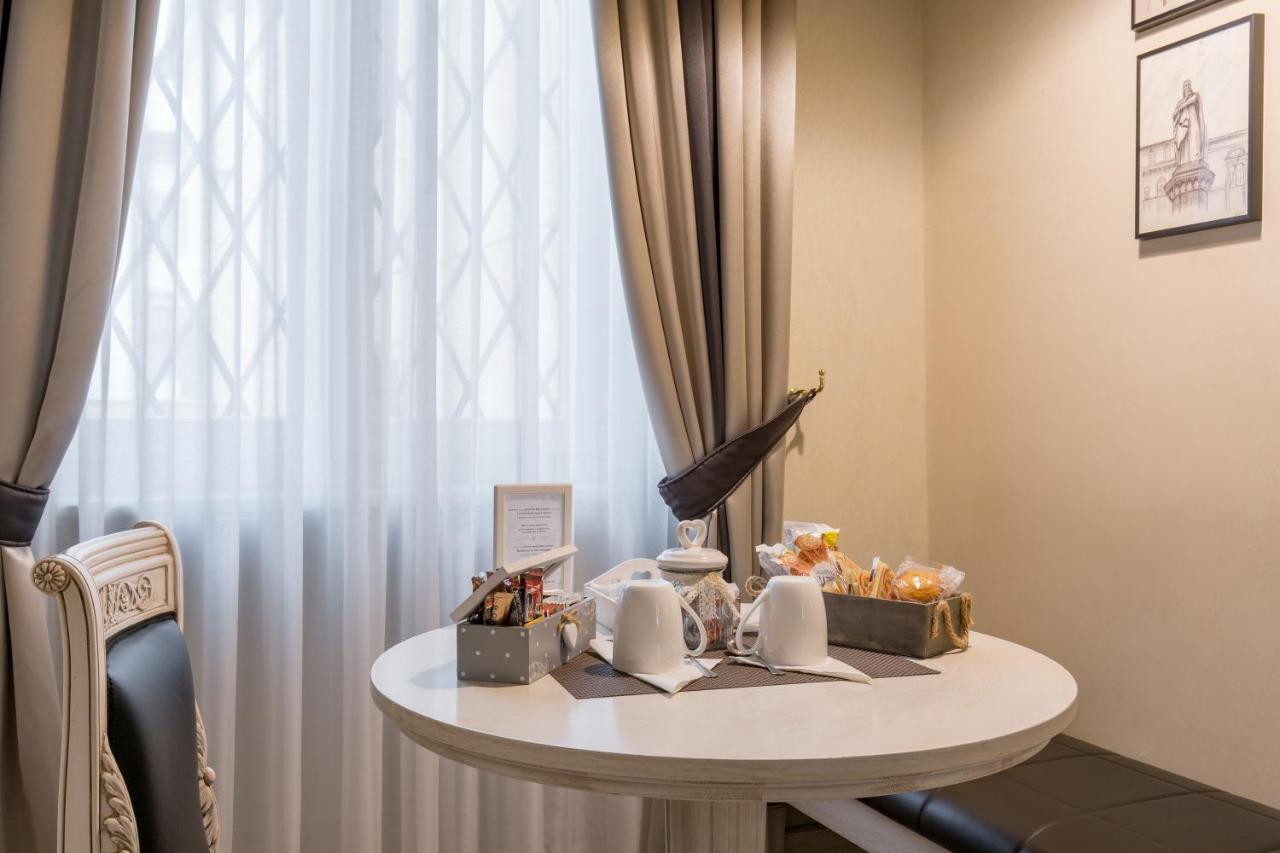 Residenza Bonifacio - Adults Only Hotel Верона Екстериор снимка