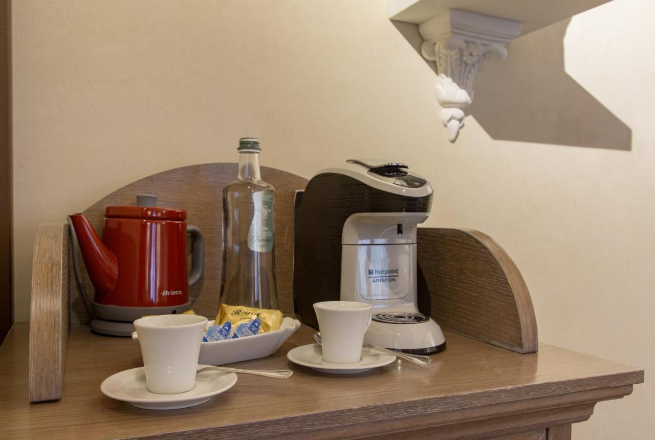 Residenza Bonifacio - Adults Only Hotel Верона Екстериор снимка